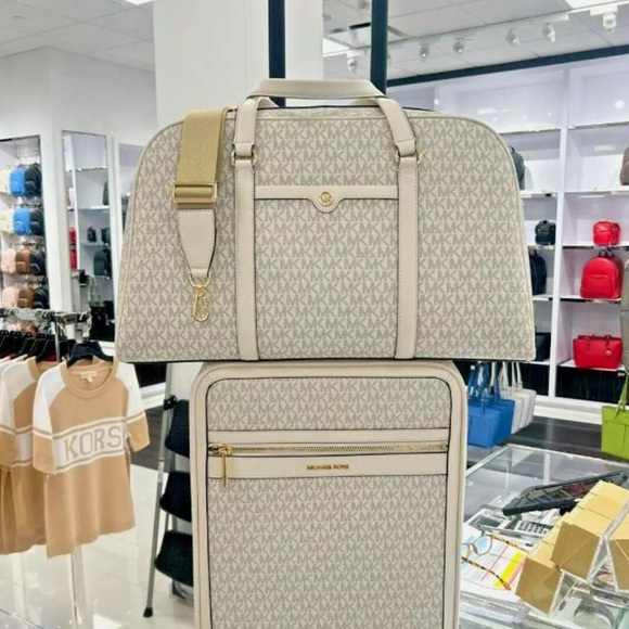 Michael Kors Heritage Extra-Large Logo Weekender Bag NEW - Picture 2 of 4